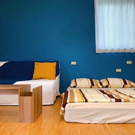 Song Youf Hostel Zhongpu Habitación foto